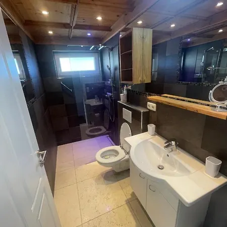 Daire Pletzer Kitzbühel